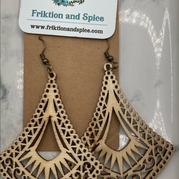 Textured Wood Dangle Earrings. - Picture 4 of 6